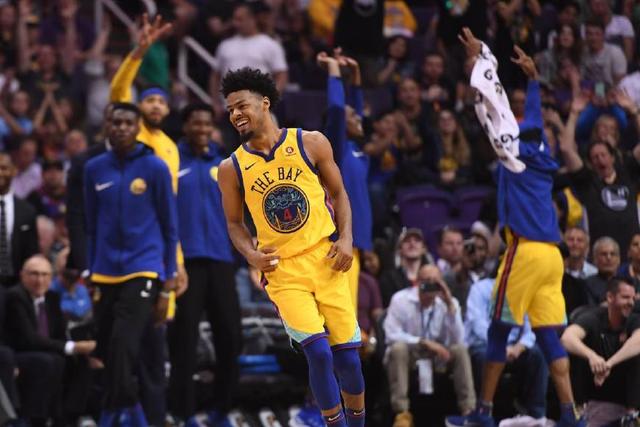 胡明轩21分广东加时胜北控 周琦15+10徐杰15分